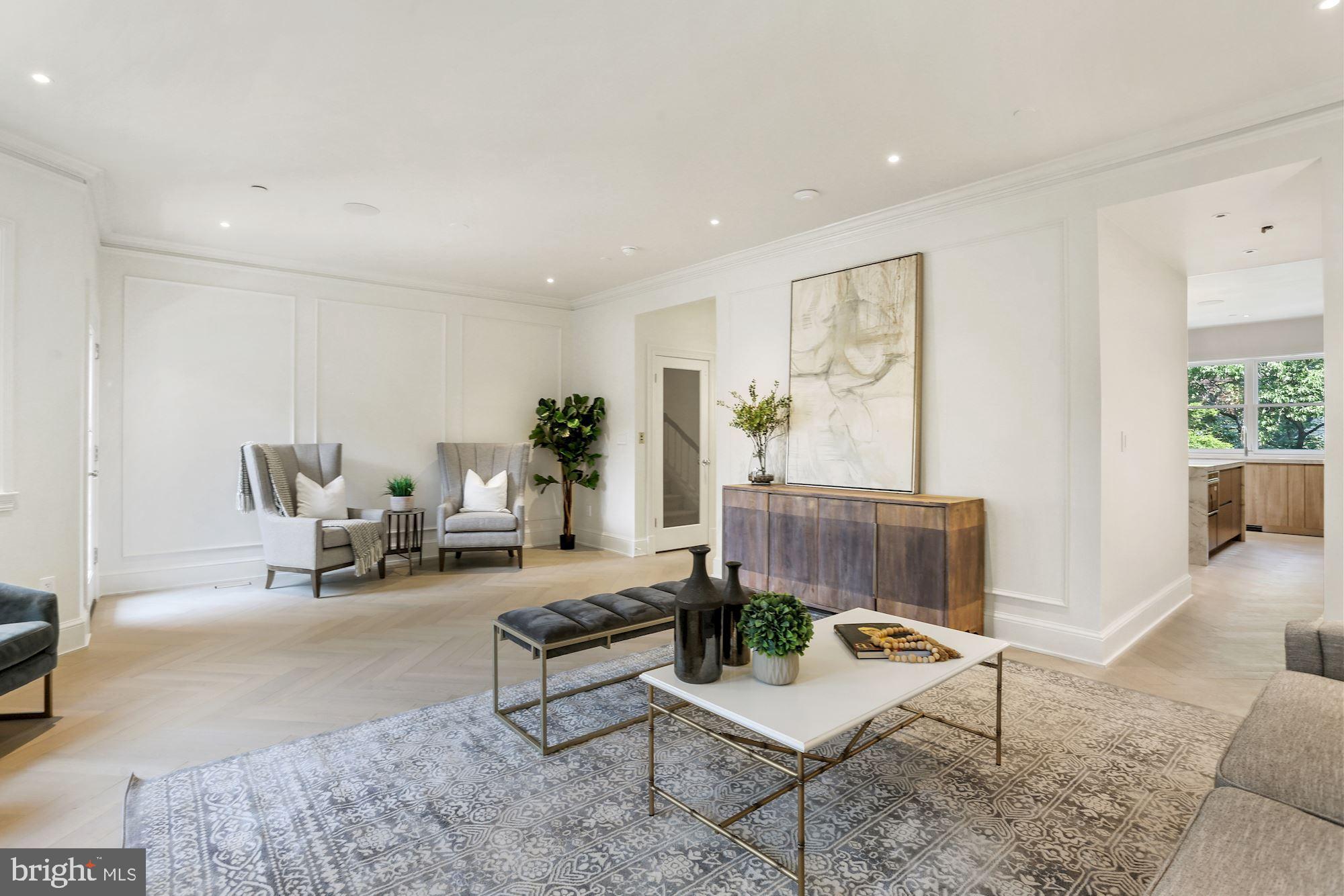 GEORGETOWN - Residential