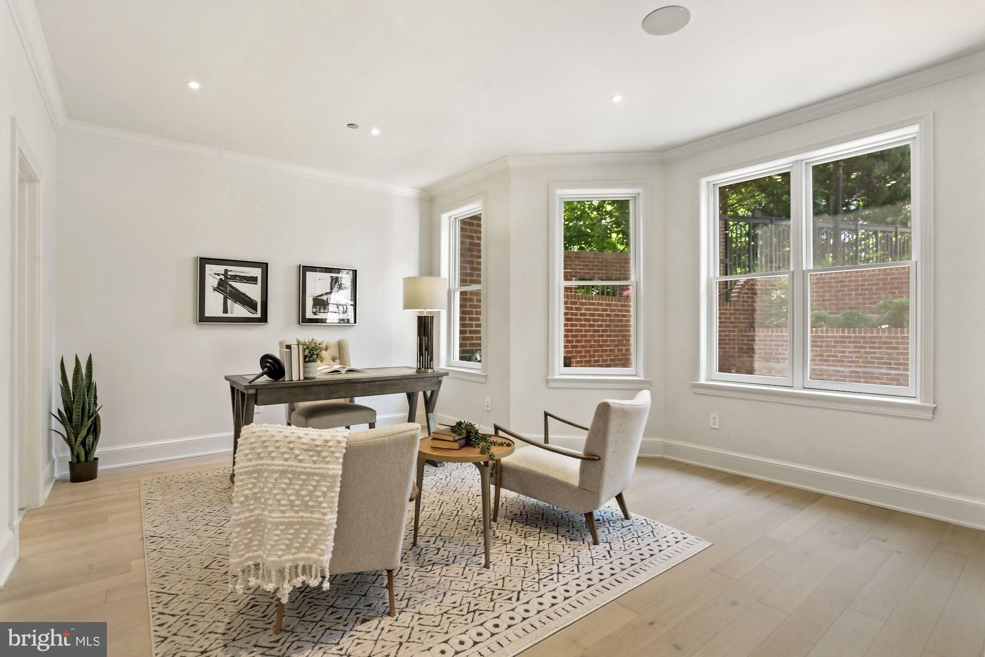 GEORGETOWN - Residential