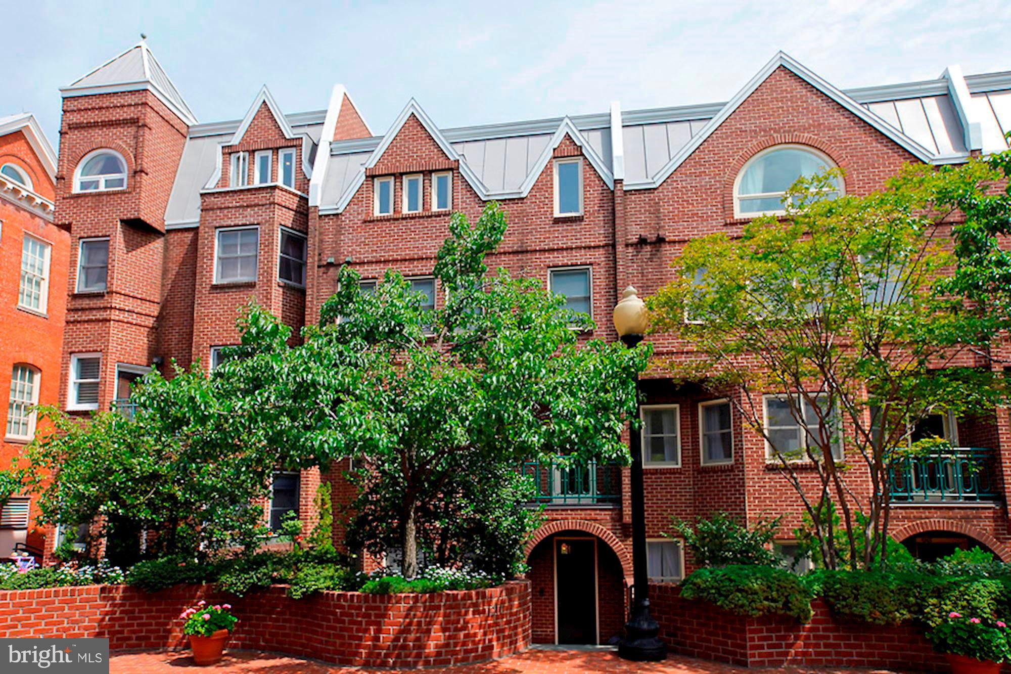 GEORGETOWN - Residential