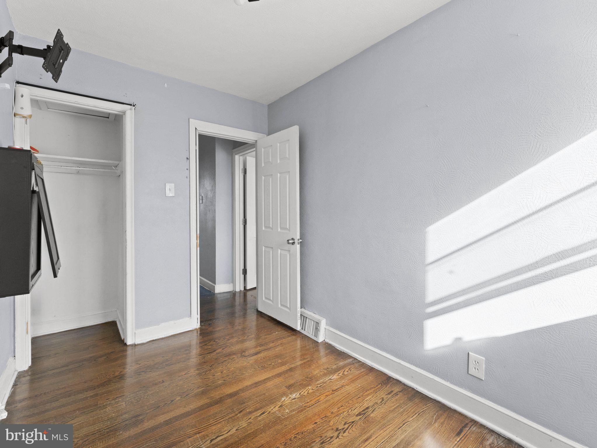 TACONY - Residential