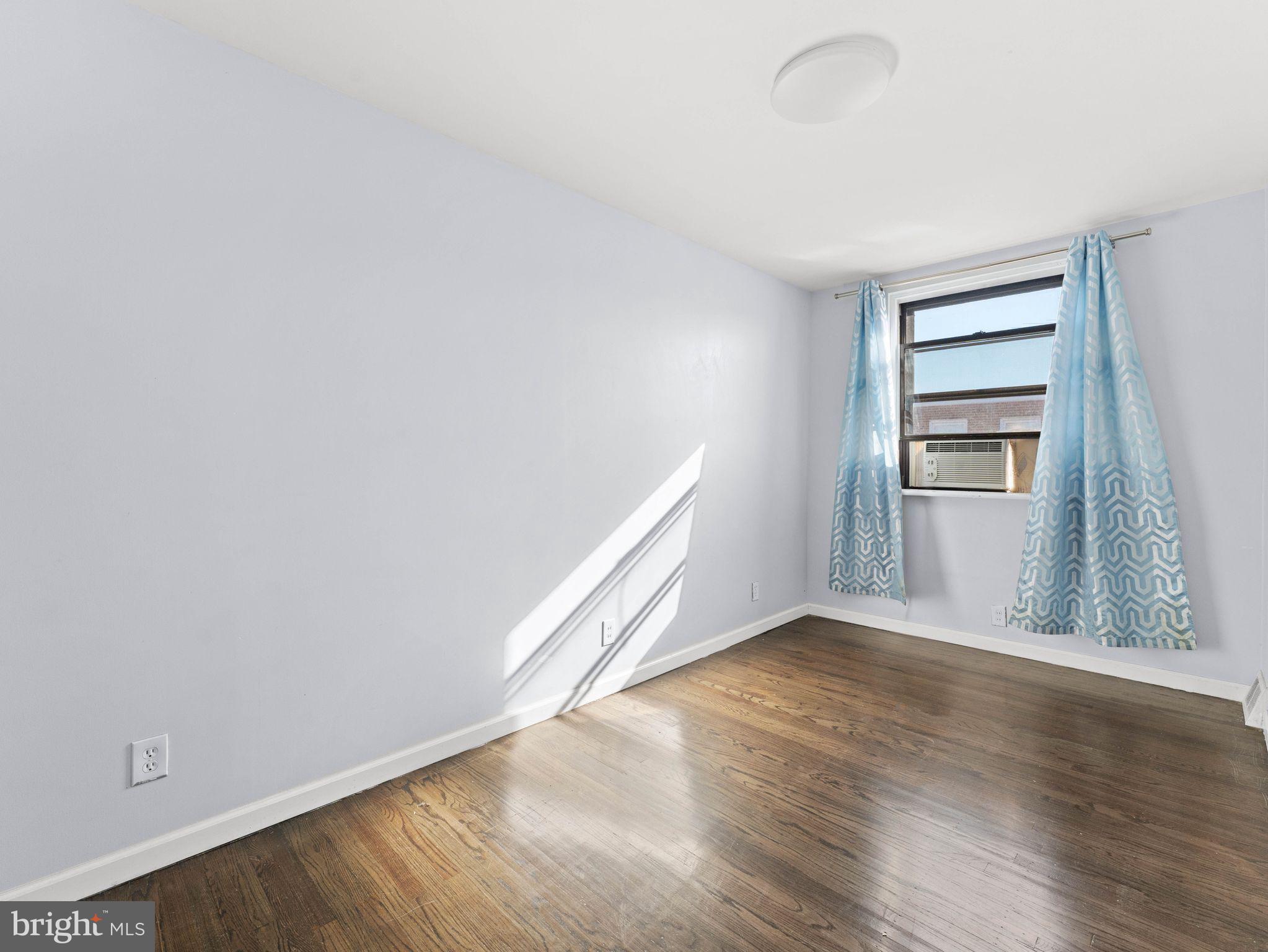 TACONY - Residential