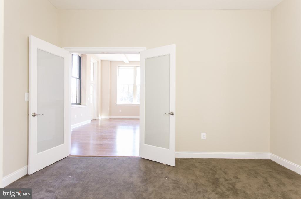 SOCIETY HILL - Residential Lease