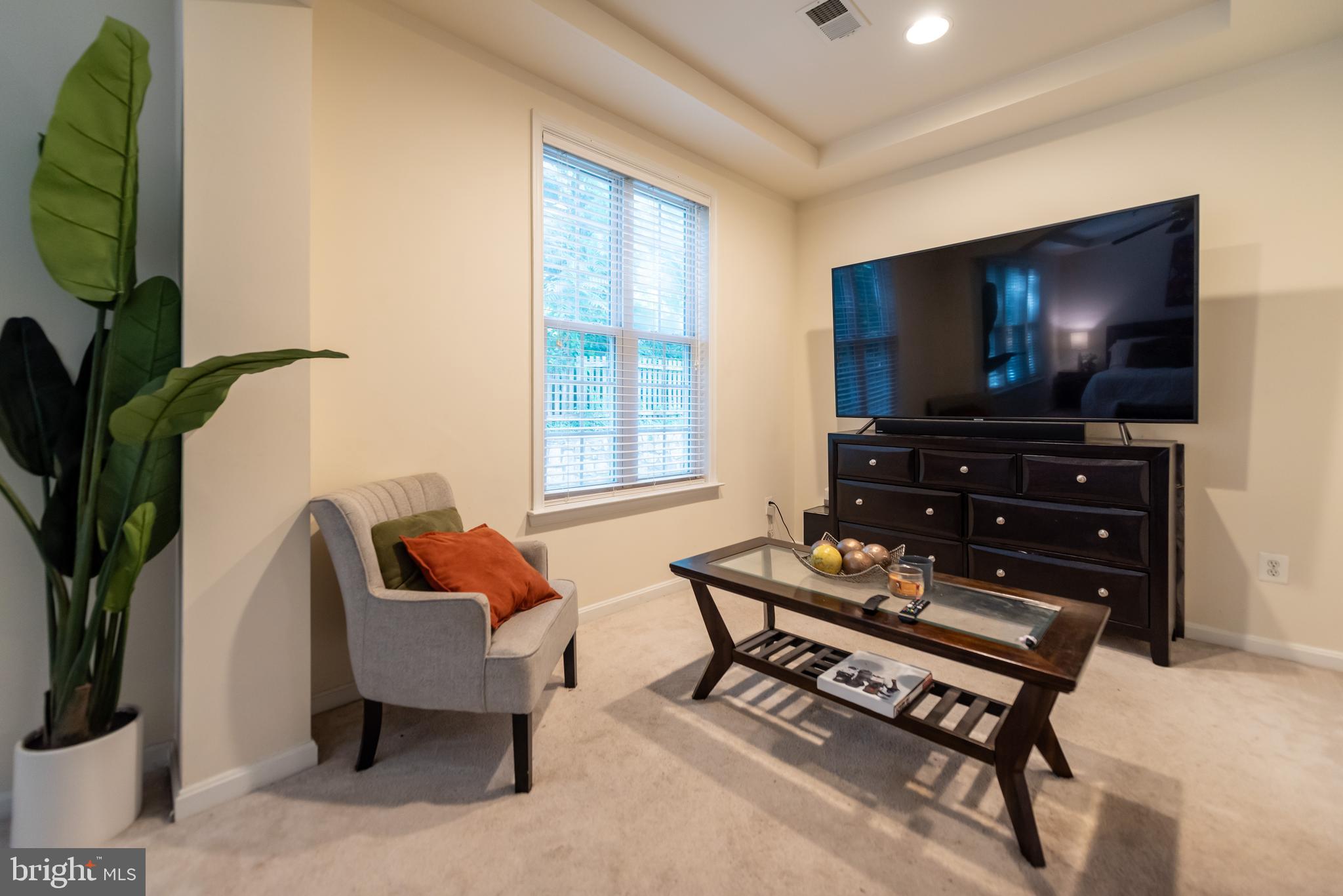 GROVETON WOODS - Residential Lease