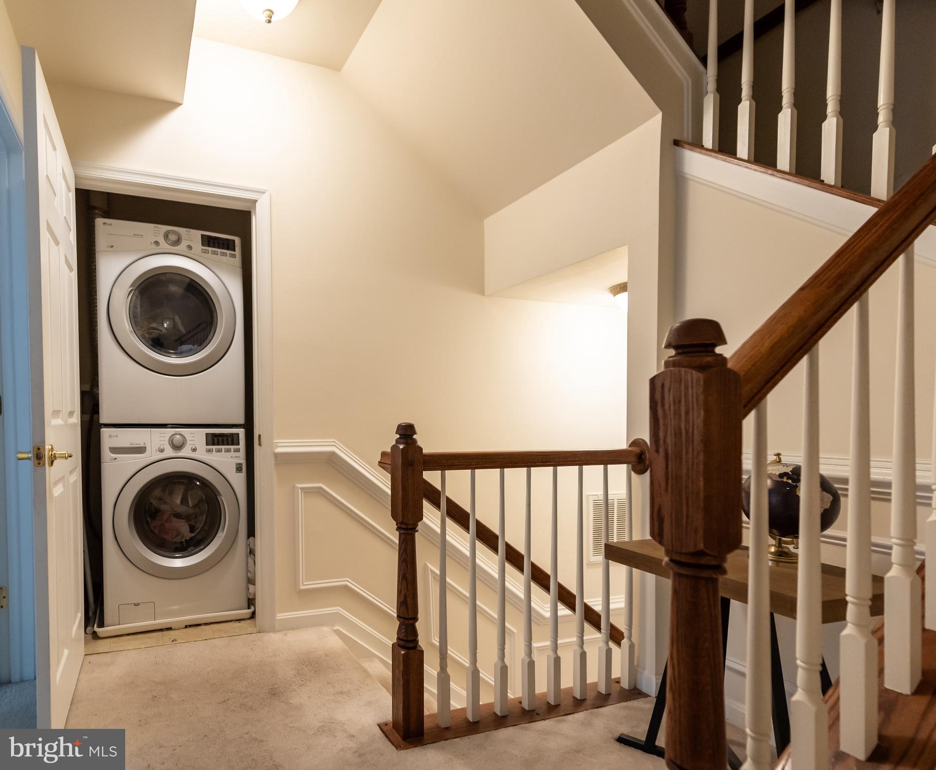 GROVETON WOODS - Residential Lease