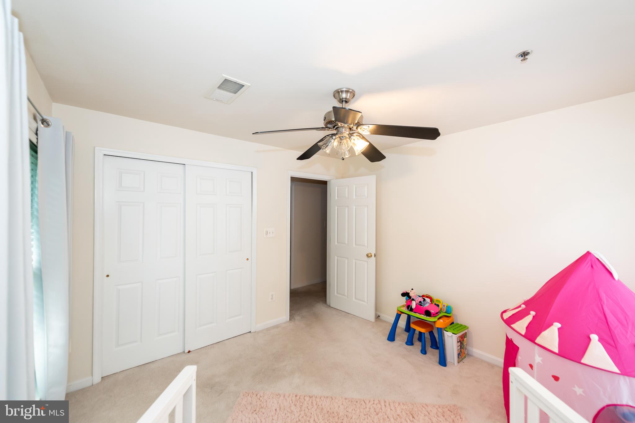 GROVETON WOODS - Residential Lease