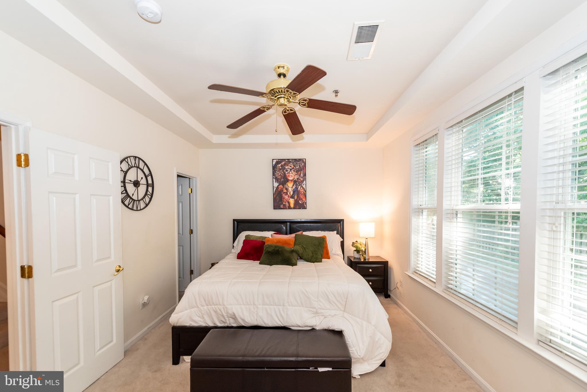 GROVETON WOODS - Residential Lease