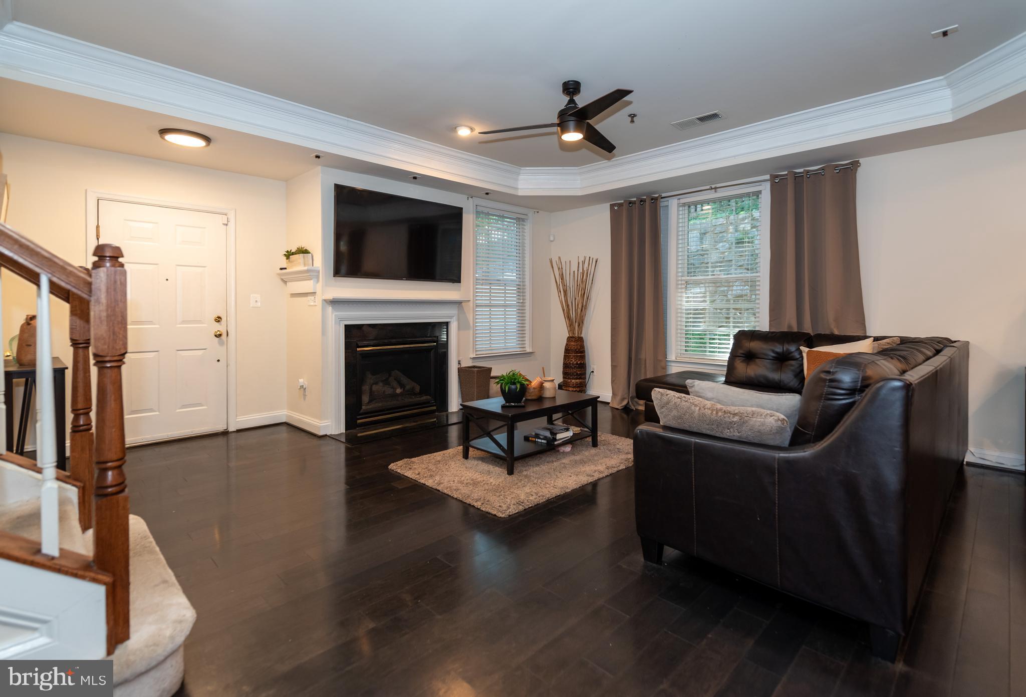 GROVETON WOODS - Residential Lease