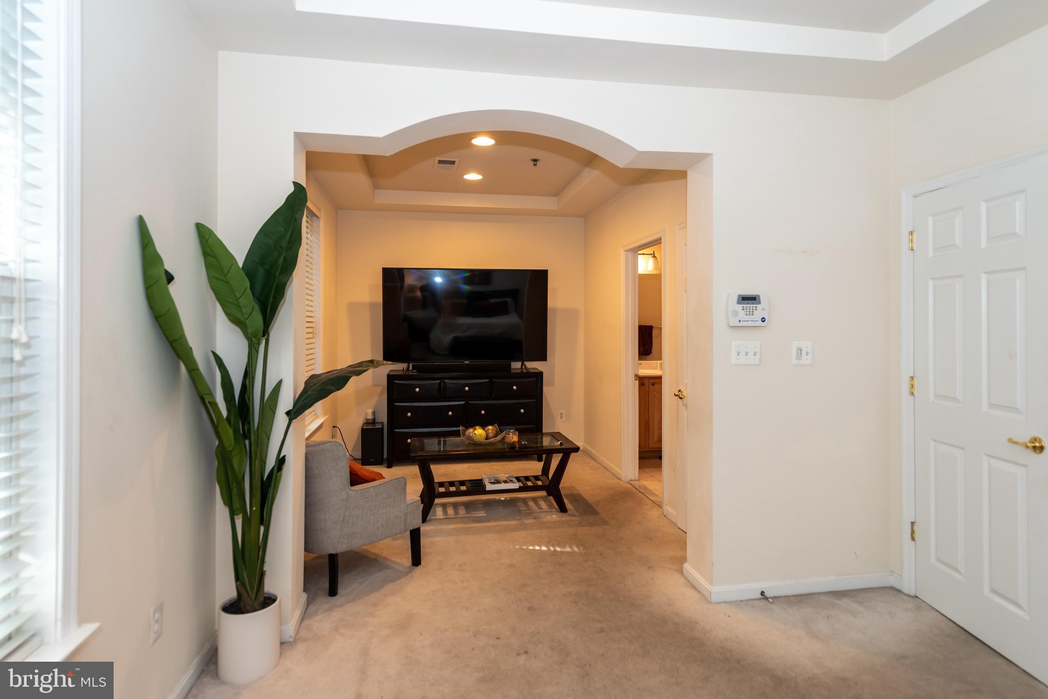 GROVETON WOODS - Residential Lease