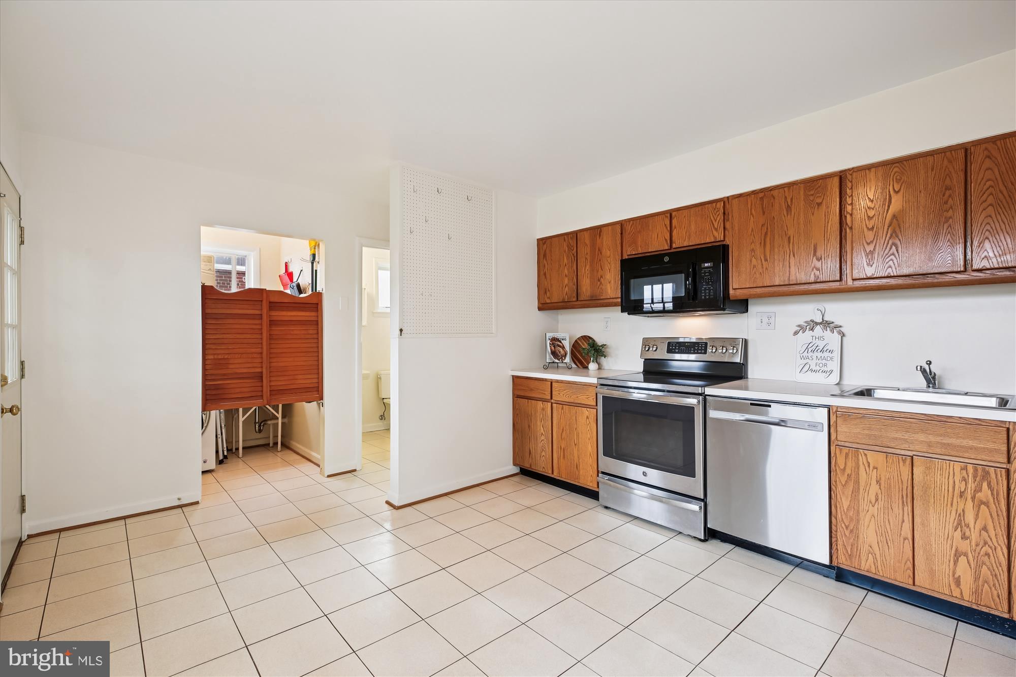 CONNECTICUT AVENUE ESTATES - Residential