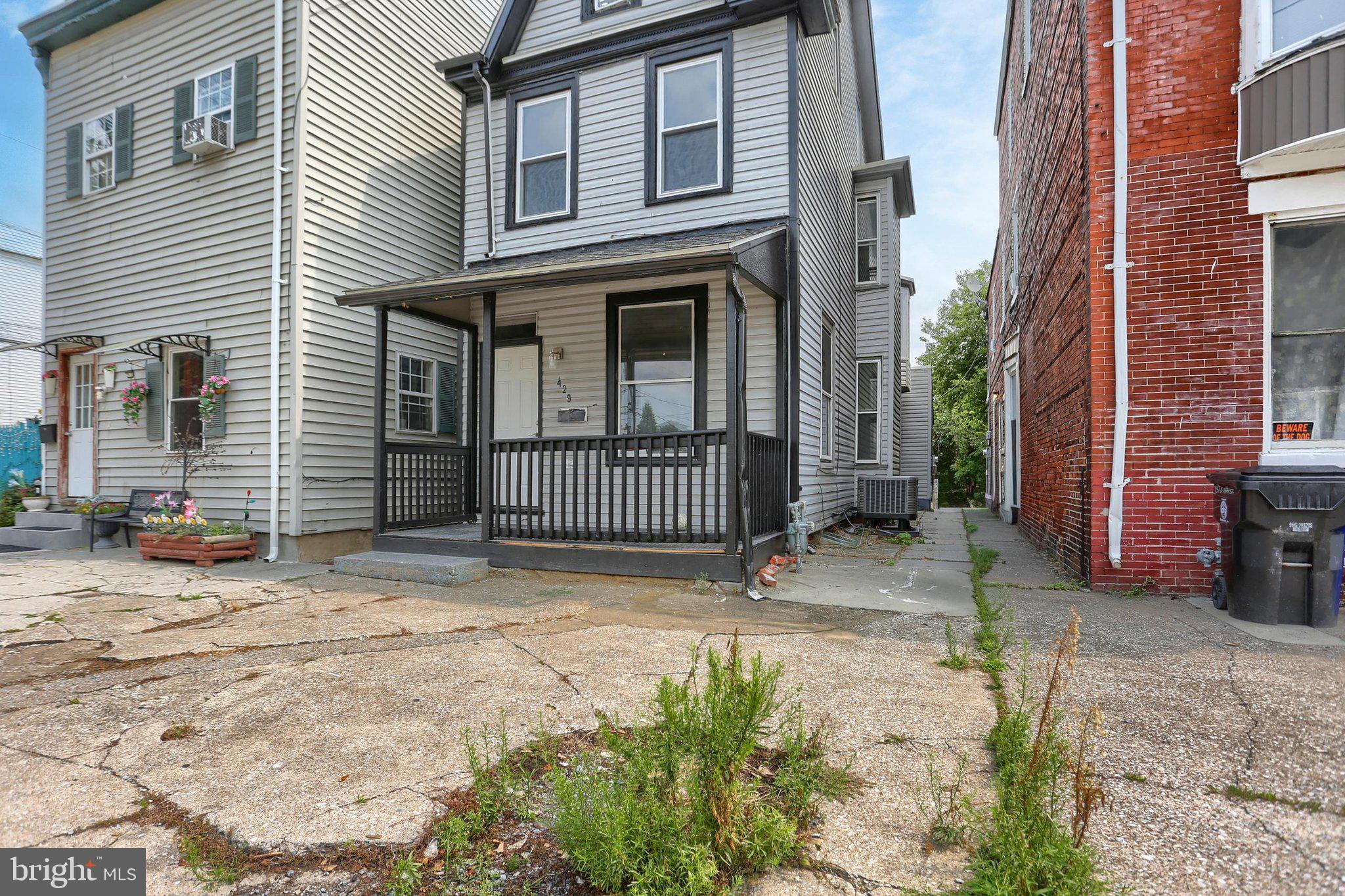 429 S 14TH STREET