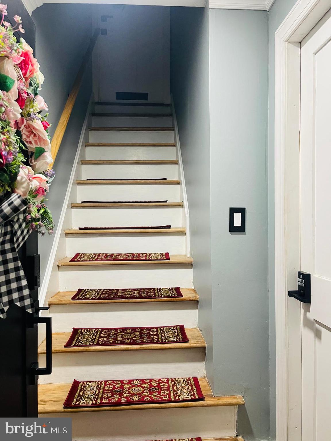 ARMSTRONG MANOR - Residential Lease