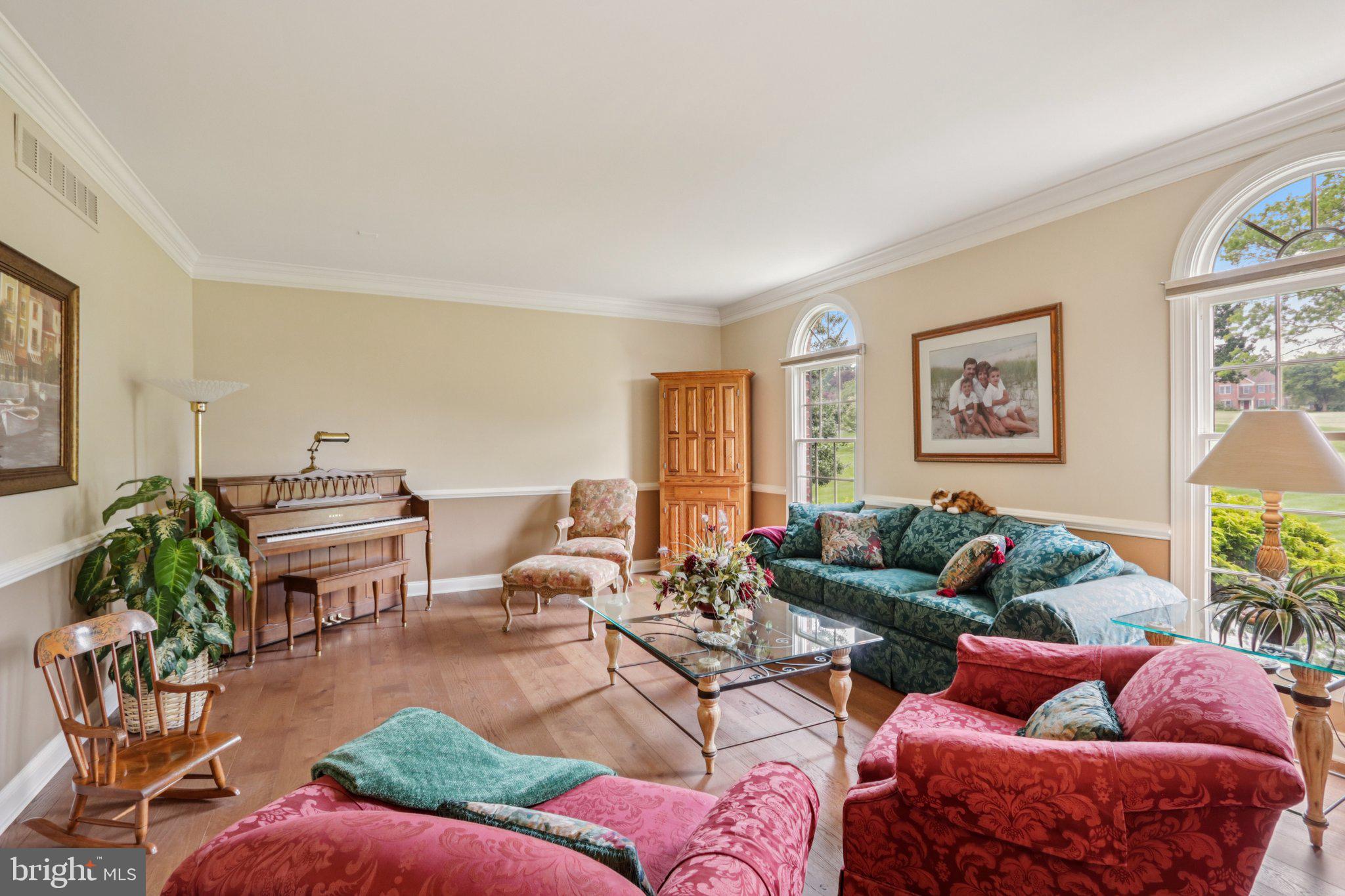 THORNBURY KNOLL - Residential