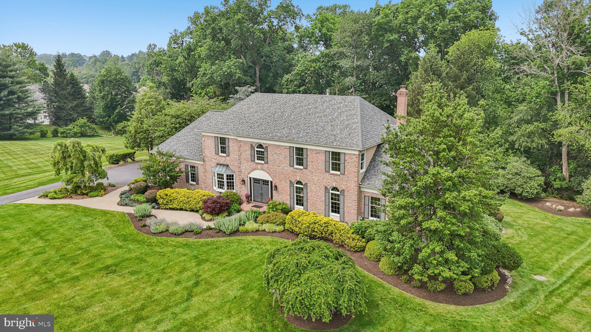 THORNBURY KNOLL - Residential