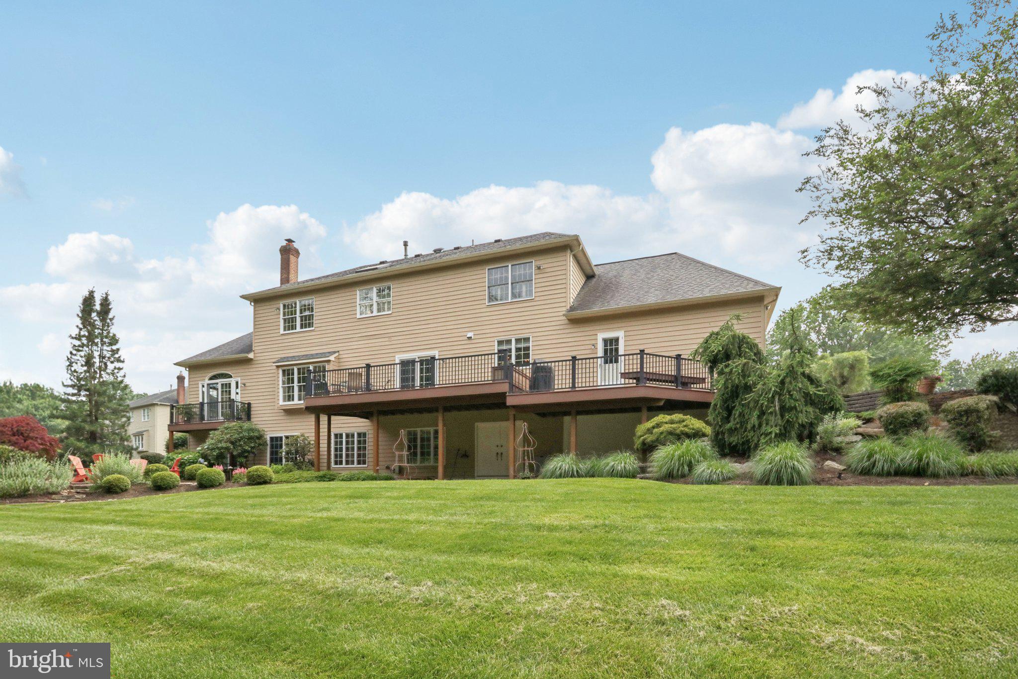 THORNBURY KNOLL - Residential