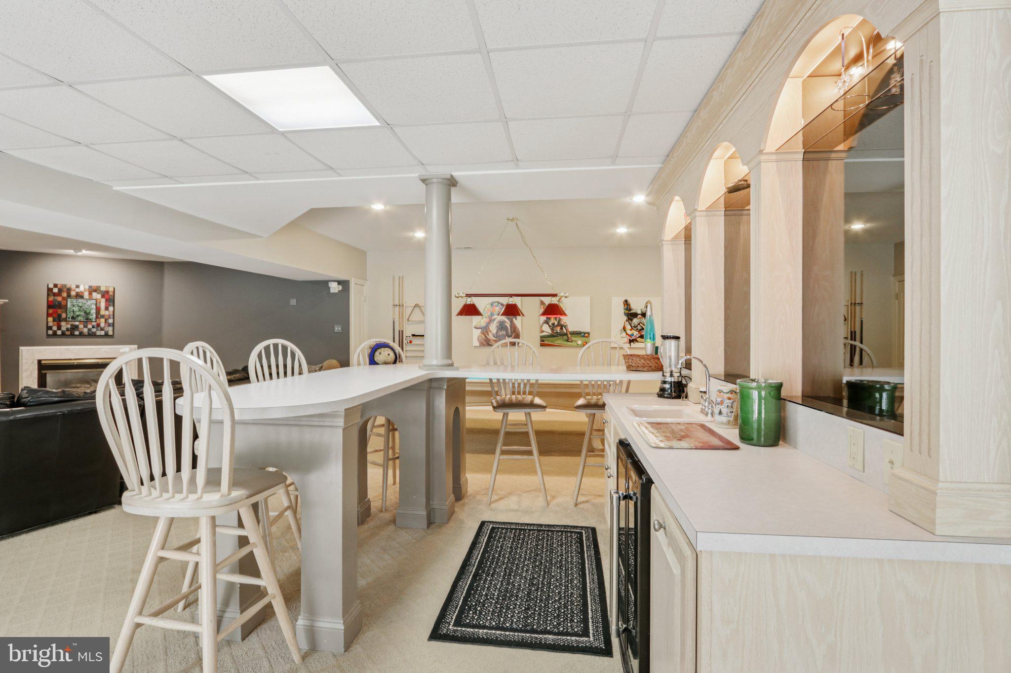 THORNBURY KNOLL - Residential