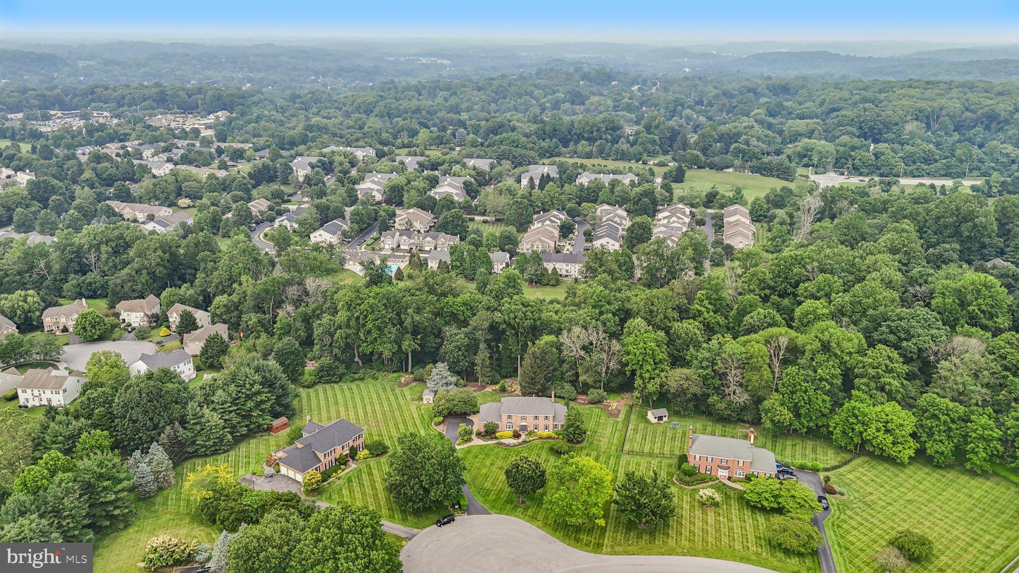 THORNBURY KNOLL - Residential