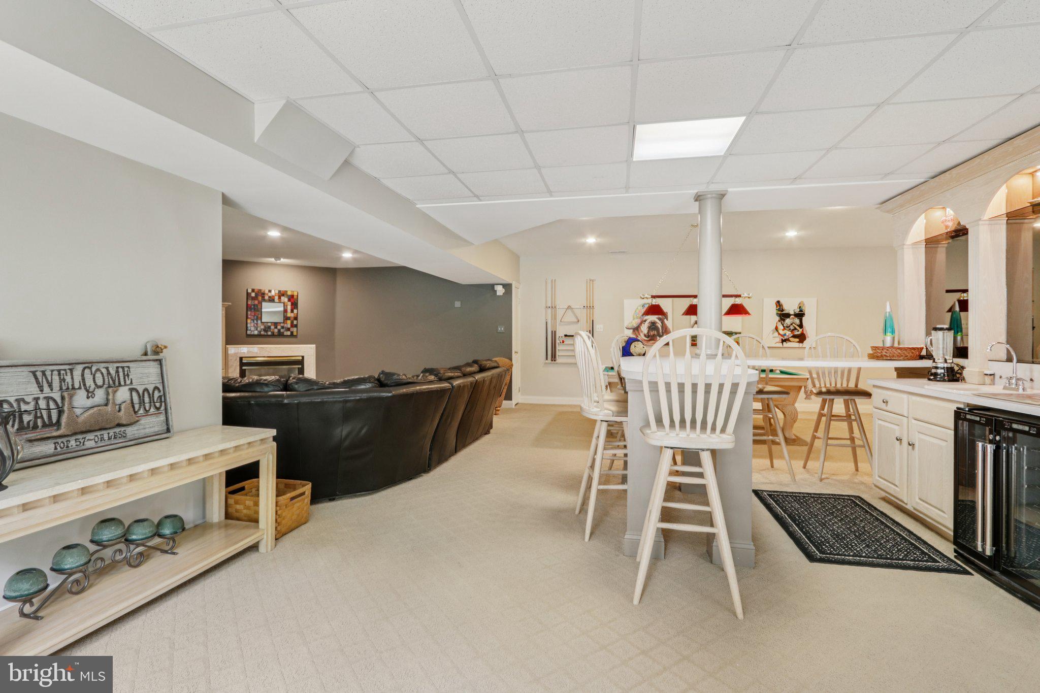 THORNBURY KNOLL - Residential