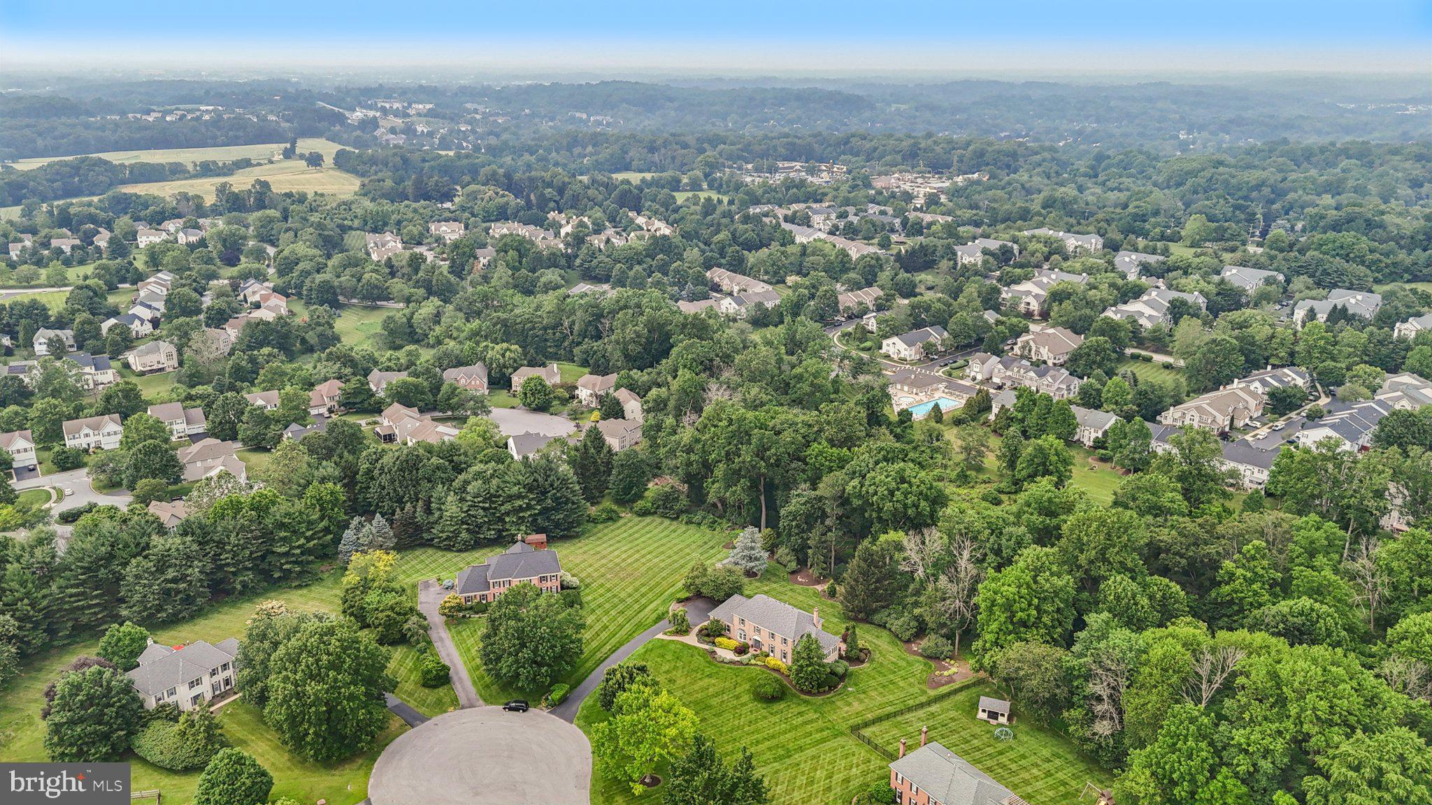 THORNBURY KNOLL - Residential