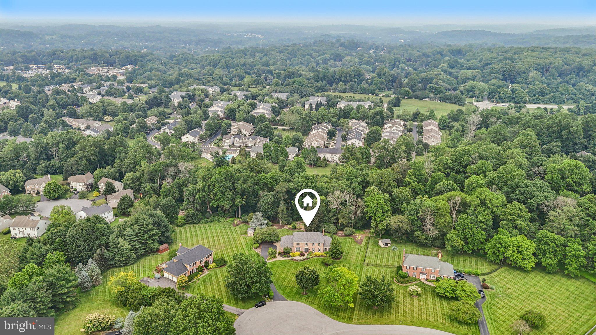 THORNBURY KNOLL - Residential