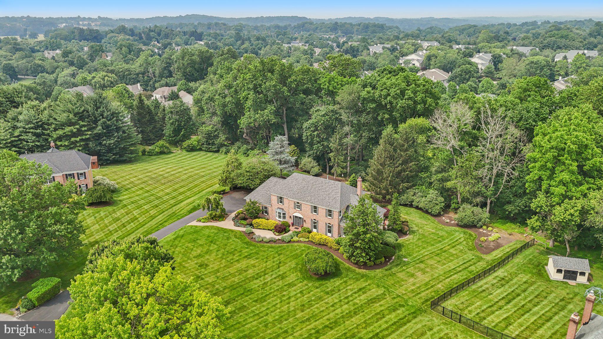 THORNBURY KNOLL - Residential