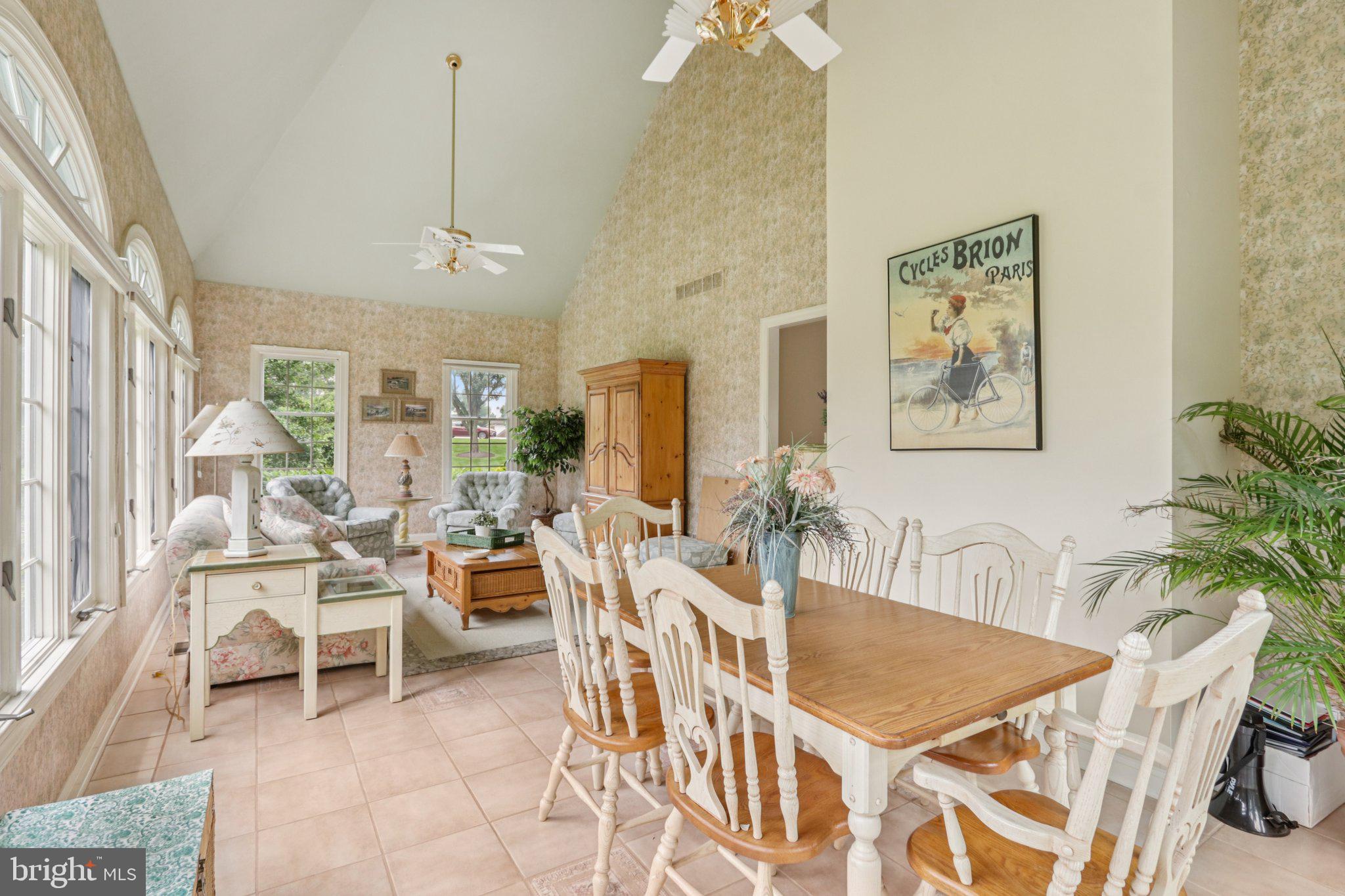 THORNBURY KNOLL - Residential