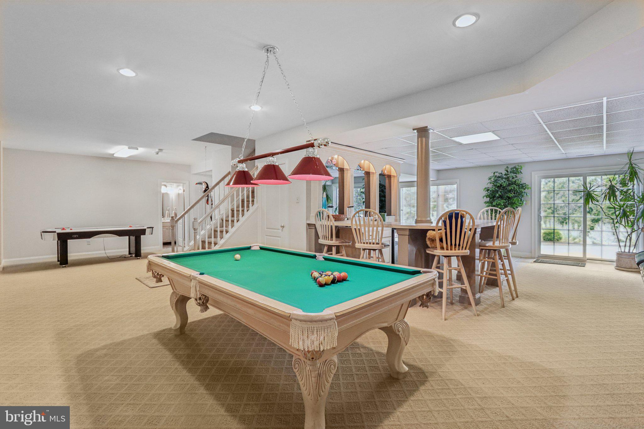 THORNBURY KNOLL - Residential