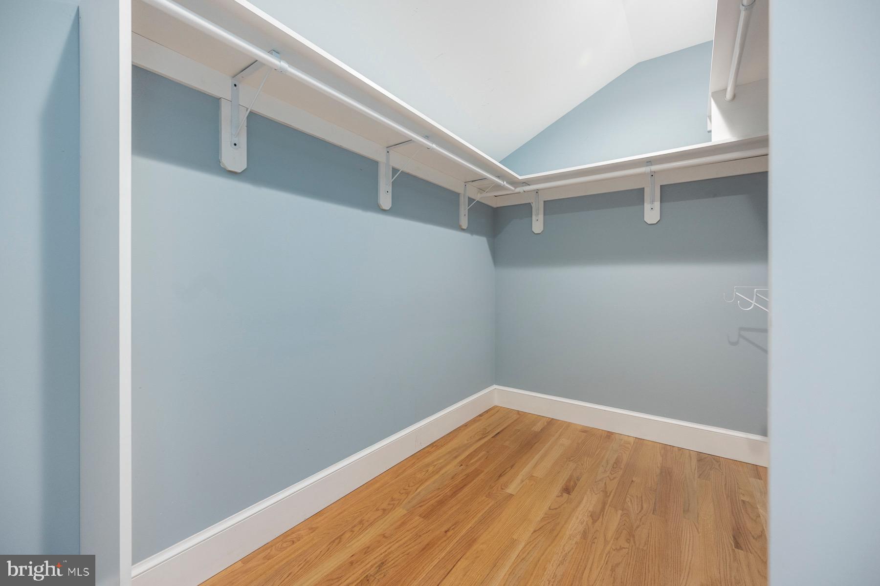 ASHTON HEIGHTS - Residential Lease