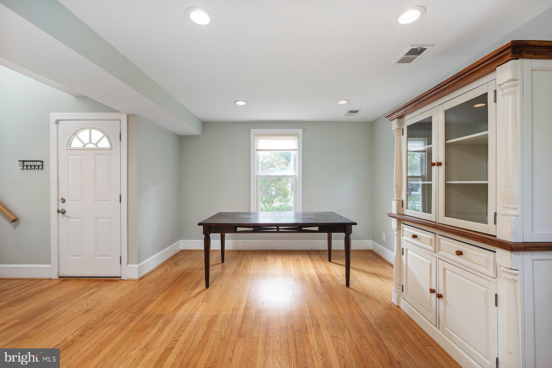 ASHTON HEIGHTS - Residential Lease