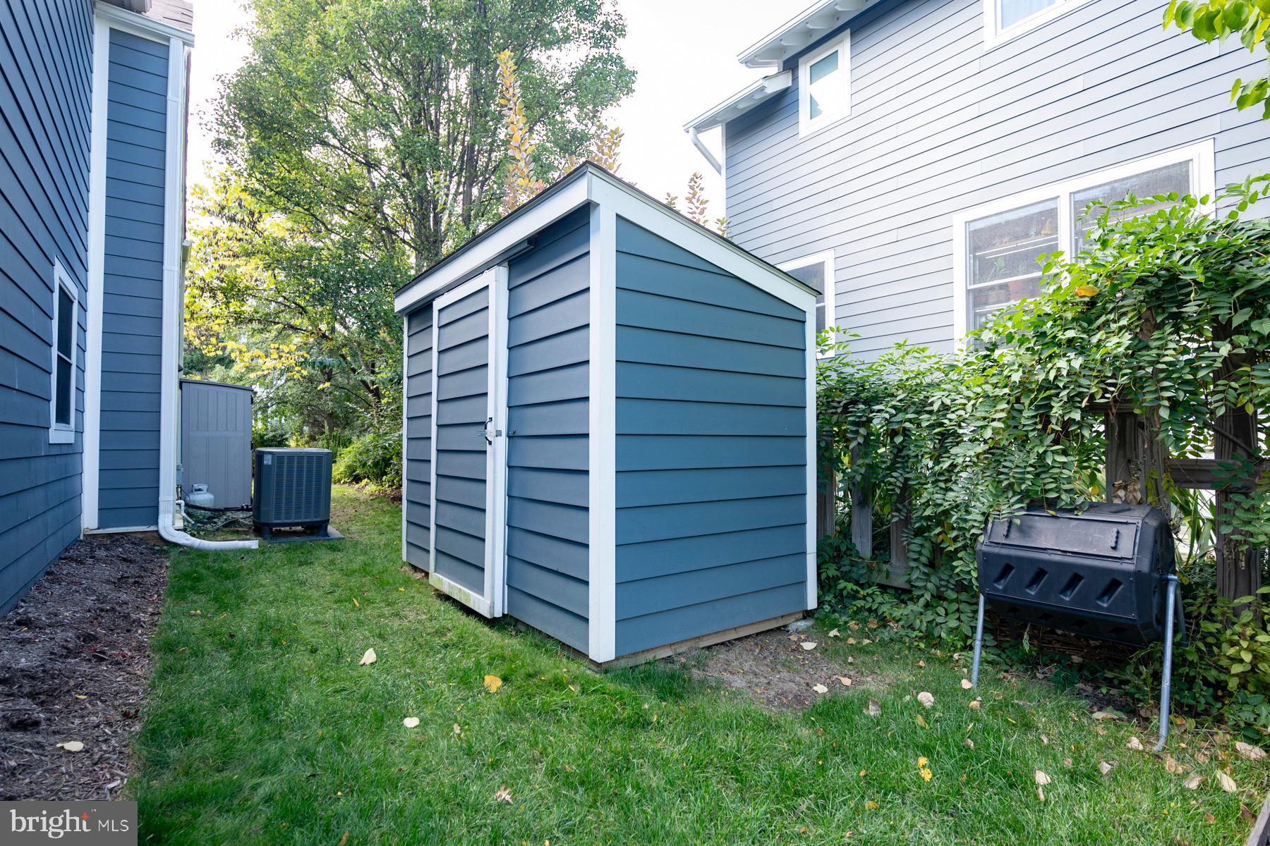 ASHTON HEIGHTS - Residential Lease