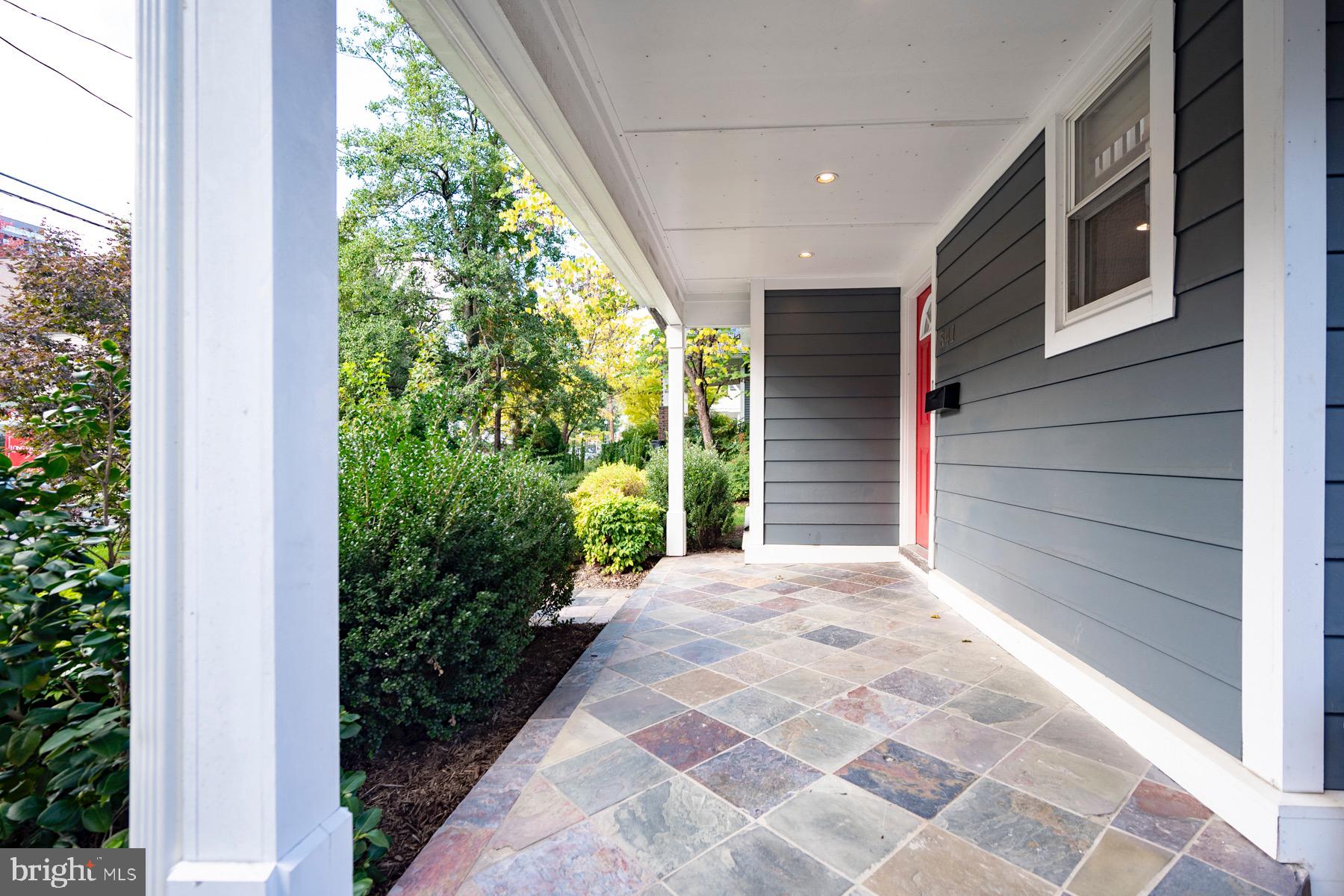 ASHTON HEIGHTS - Residential Lease