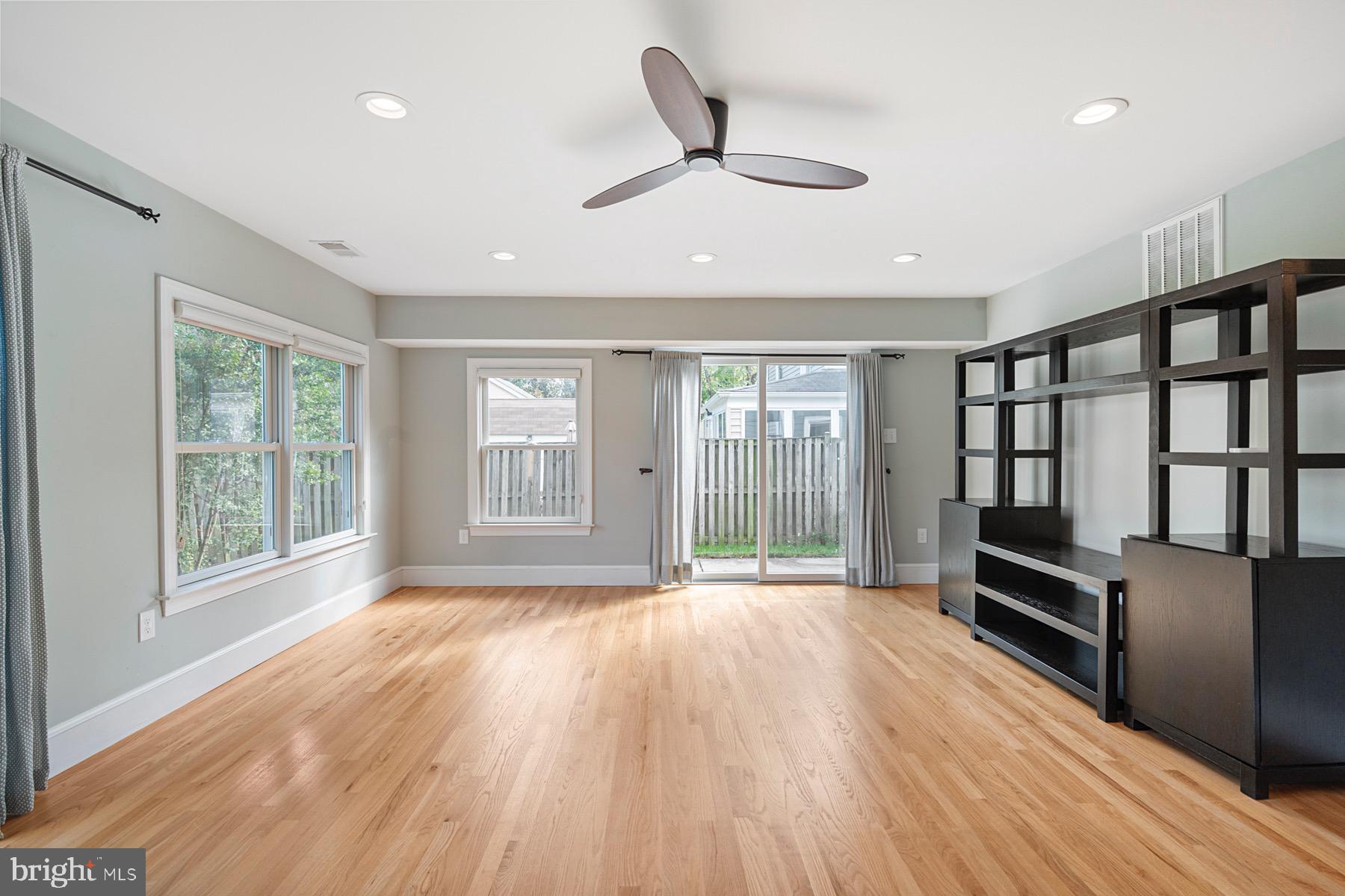 ASHTON HEIGHTS - Residential Lease