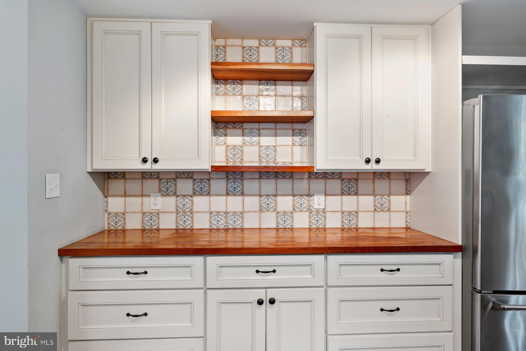 ASHTON HEIGHTS - Residential Lease