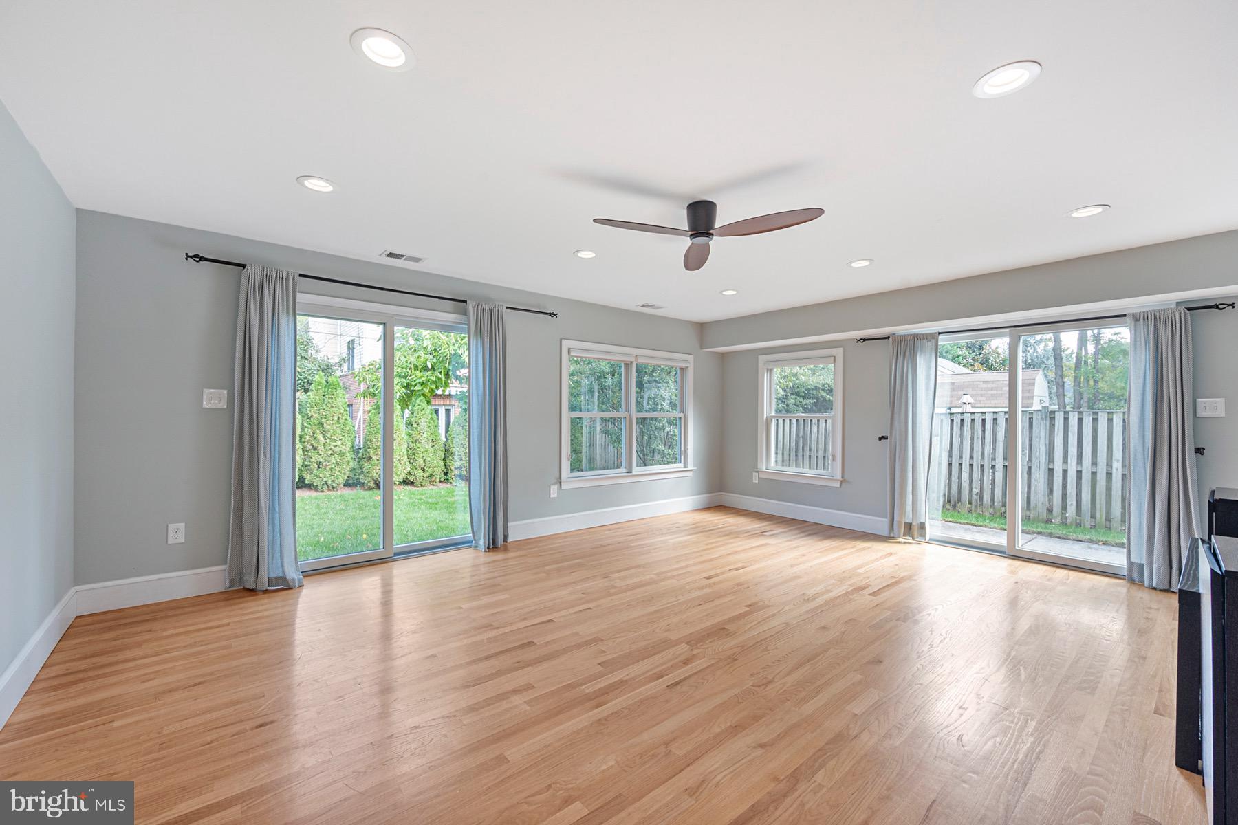 ASHTON HEIGHTS - Residential Lease