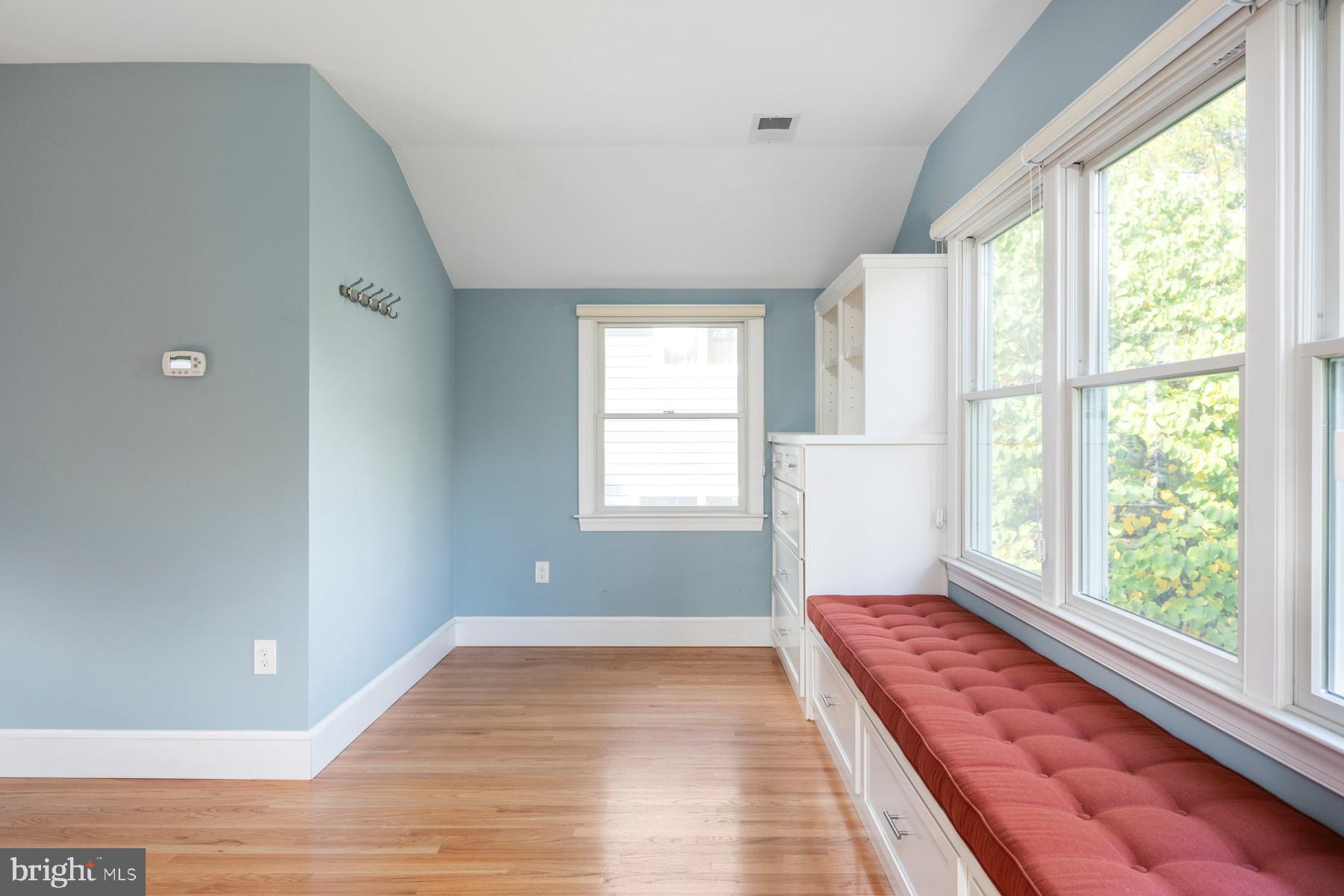 ASHTON HEIGHTS - Residential Lease