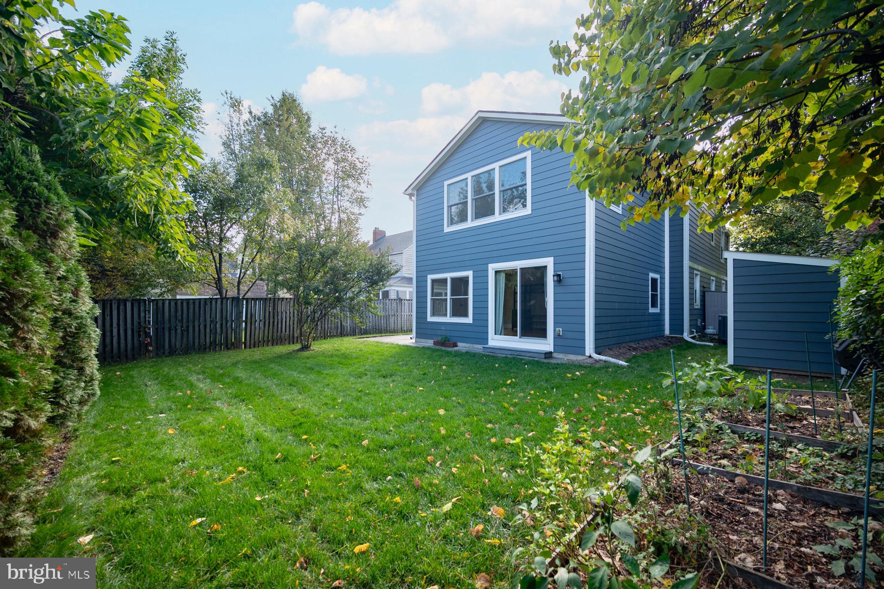 ASHTON HEIGHTS - Residential Lease