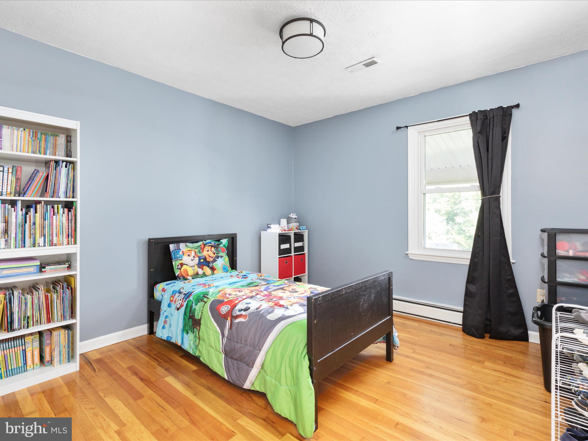 LAKESIDE ESTATES - Residential