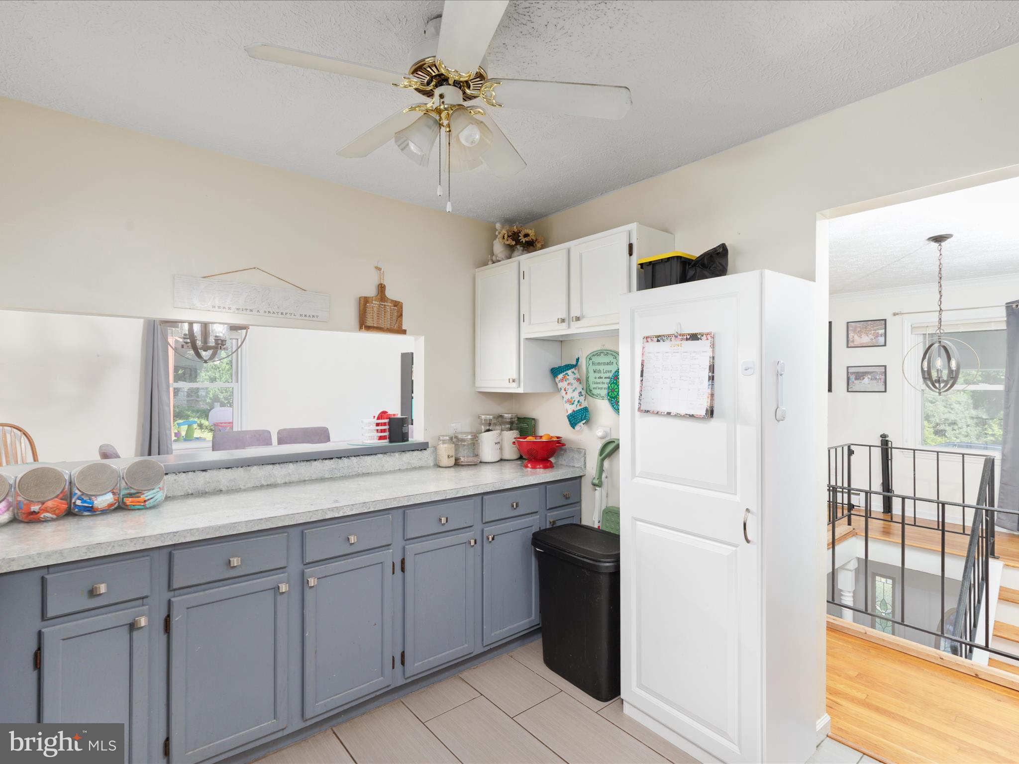 LAKESIDE ESTATES - Residential