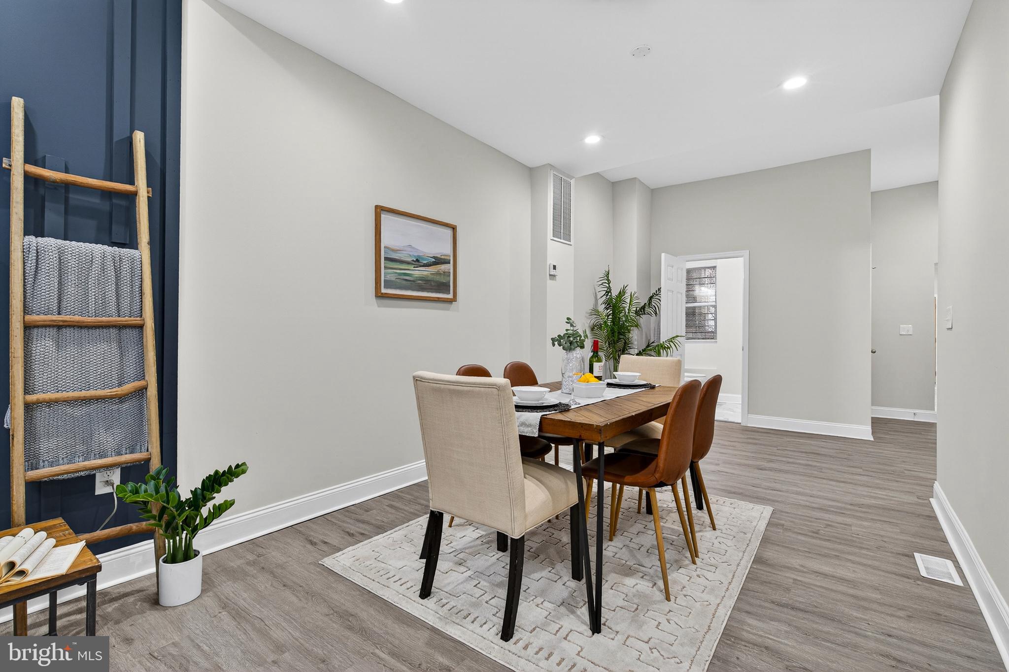 LEXINGTON - Residential