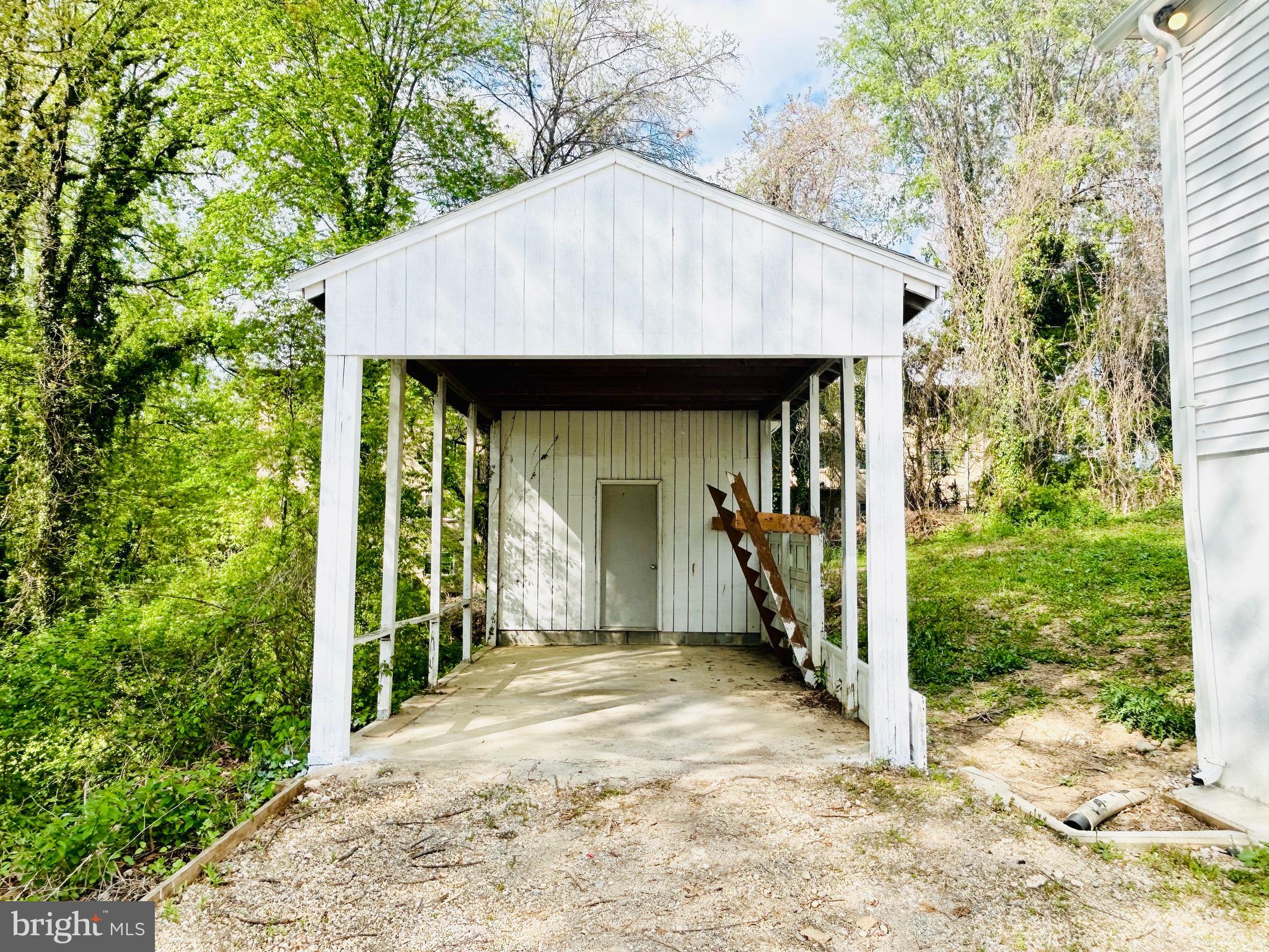 ADELPHI - Residential