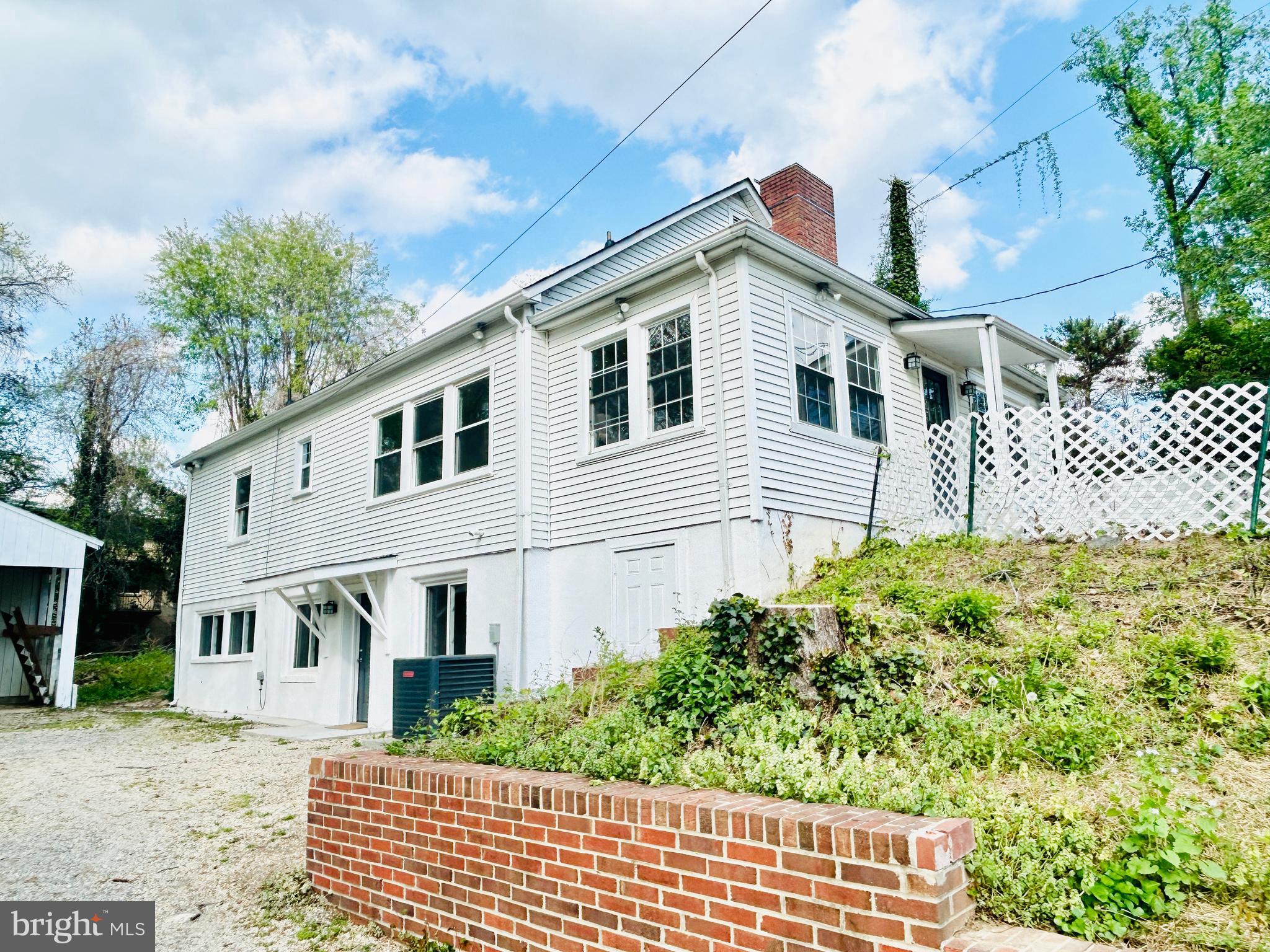 ADELPHI - Residential