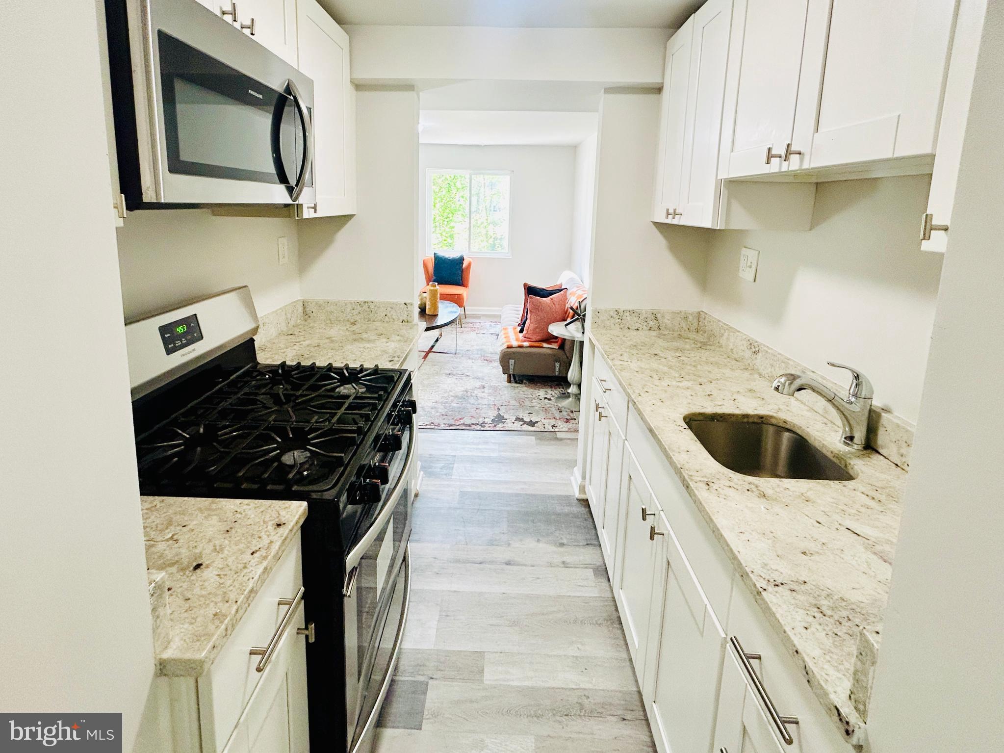 ADELPHI - Residential