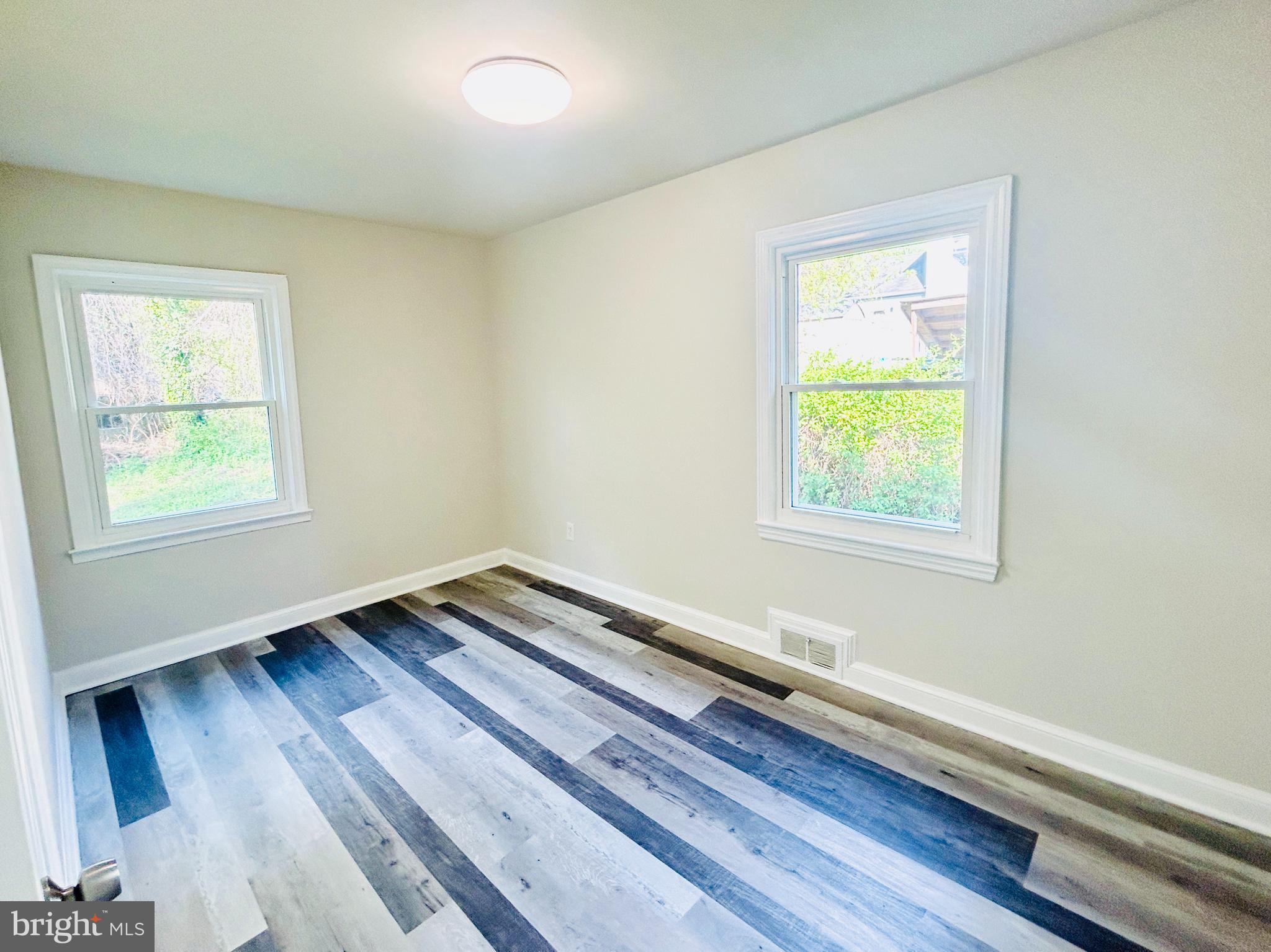 ADELPHI - Residential