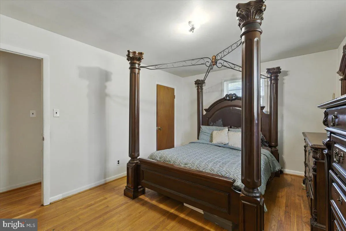 Upper Marlboro, Maryland 20772, United States, 4 Bedrooms Bedrooms, ,3 BathroomsBathrooms,Residential,Contingent,180201