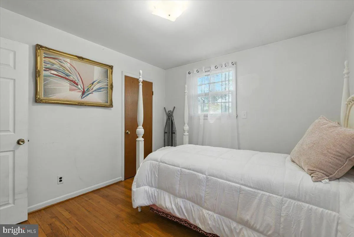 Upper Marlboro, Maryland 20772, United States, 4 Bedrooms Bedrooms, ,3 BathroomsBathrooms,Residential,Contingent,180201