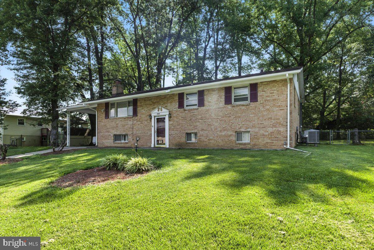 9803 LUKE COURT