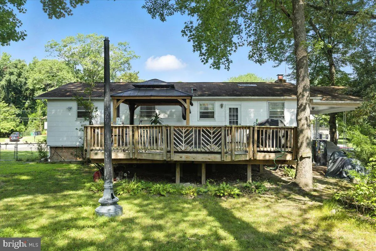 Upper Marlboro, Maryland 20772, United States, 4 Bedrooms Bedrooms, ,3 BathroomsBathrooms,Residential,Contingent,180201