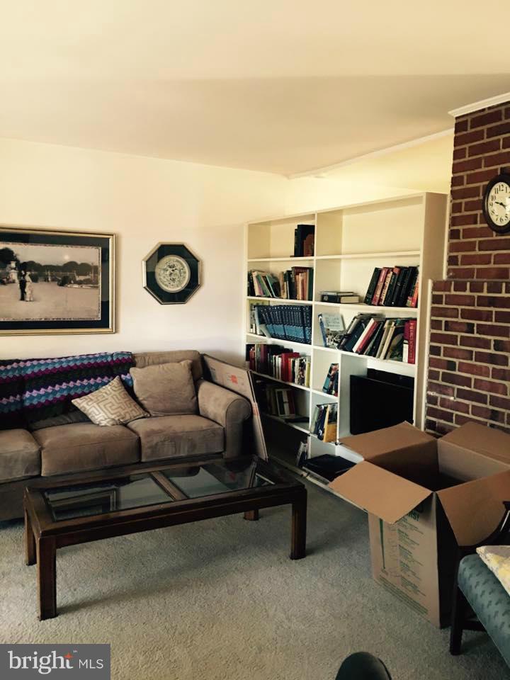 EDSALL PARK - Residential