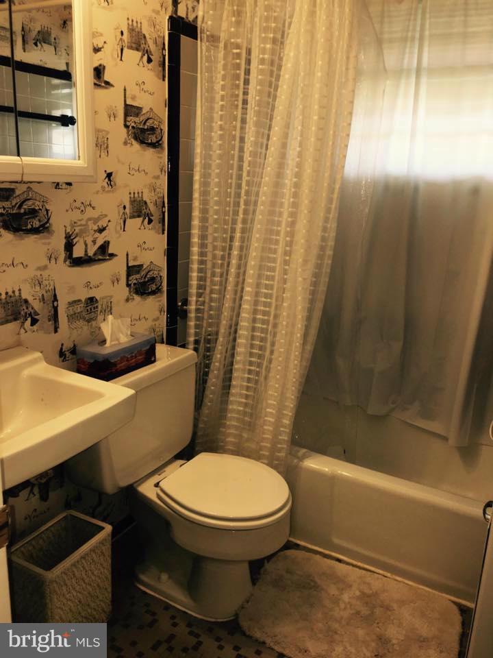 EDSALL PARK - Residential