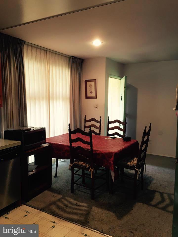 EDSALL PARK - Residential