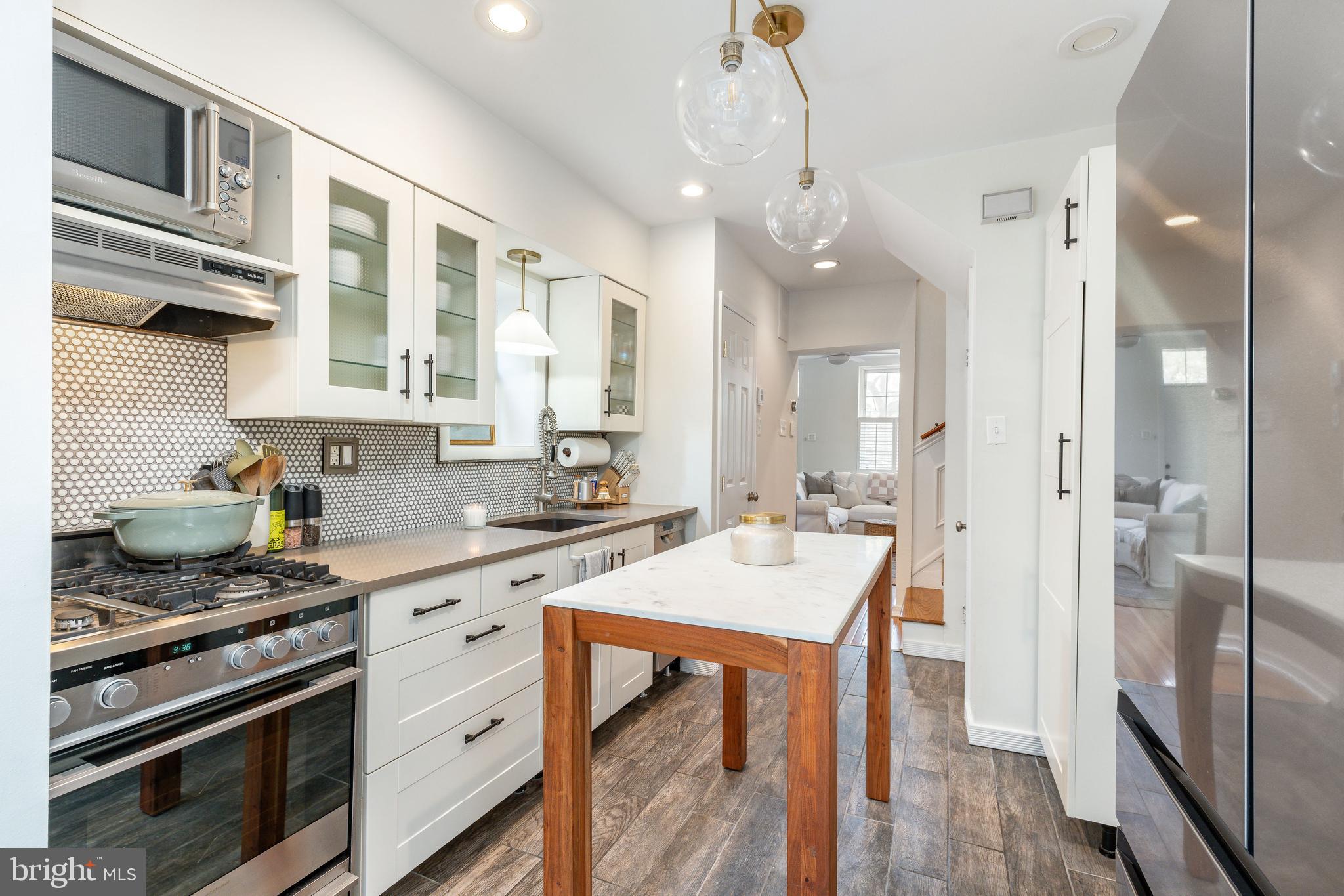 SOCIETY HILL - Residential